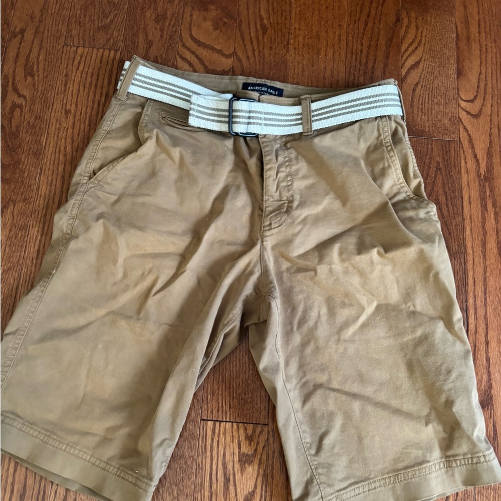 American Eagle Men's Khaki Chino Shorts with Stripe Belt